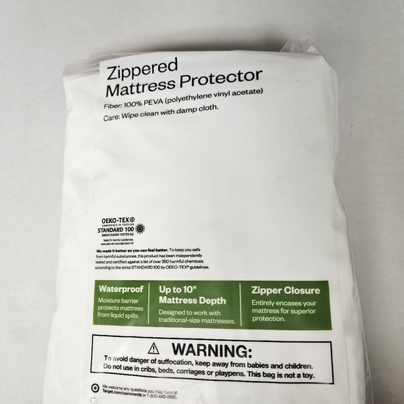 Room Essentials‎ Zippered Mattress Protector Size Twin - Picture 4 of 4